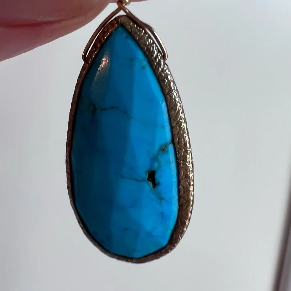 Theodosia earrings - Picture 2 of 2